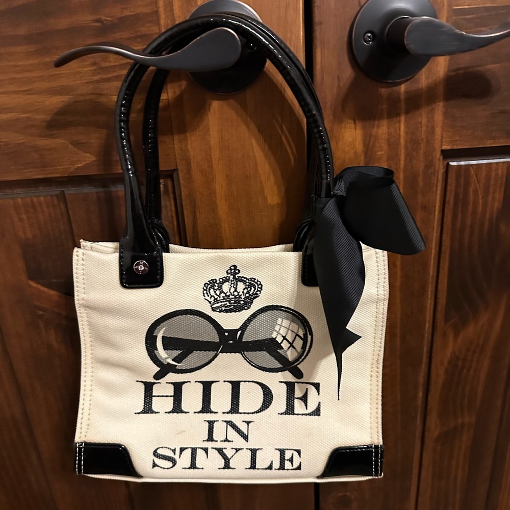 Brighton My Flat In London Carry All